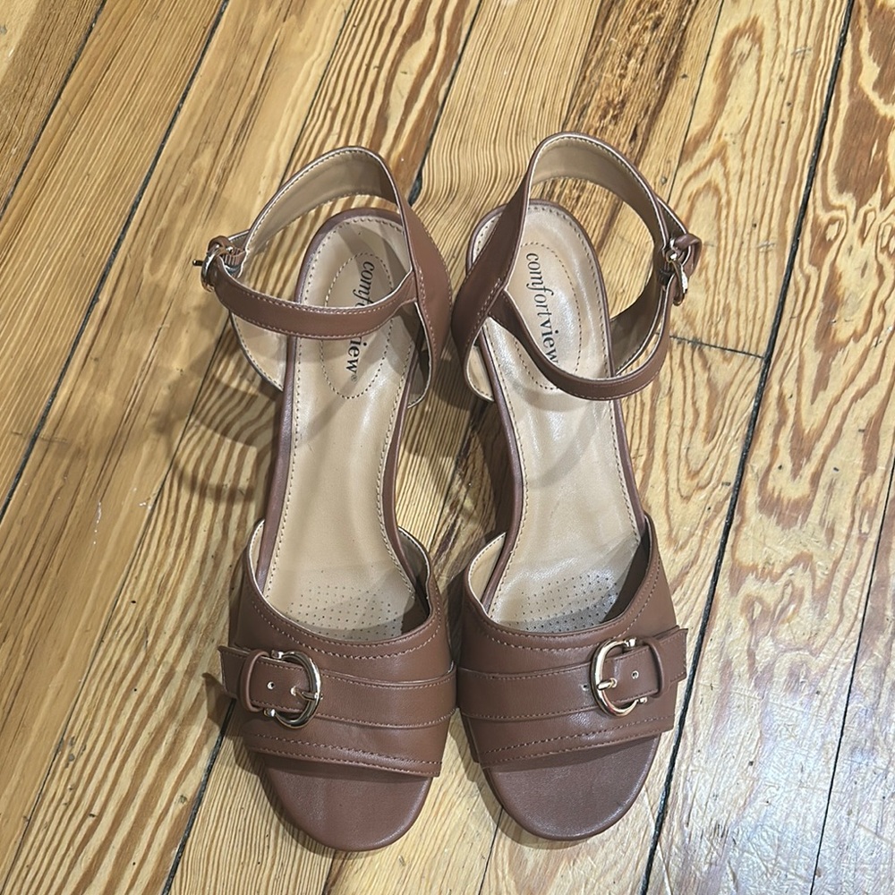 Comfortview Brown Sandals with Ankle Straps